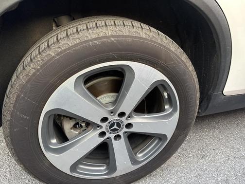 2021 Mercedes-Benz GLC 300 Base 4MATIC