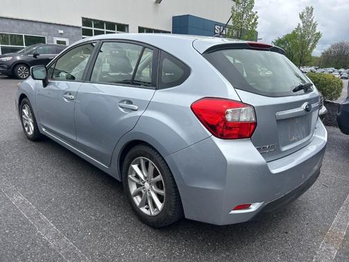 2013 Subaru Impreza 2.0i Premium