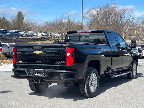2022 Chevrolet Silverado 3500 High Country