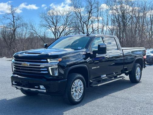 2022 Chevrolet Silverado 3500 High Country