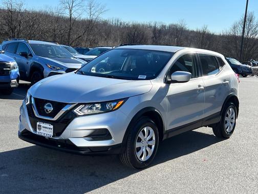 2020 Nissan Rogue Sport S