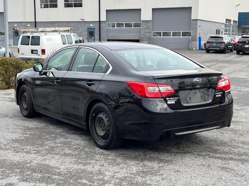 2017 Subaru Legacy 2.5i