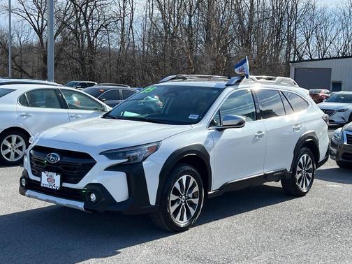 2025 Subaru Outback Touring XT