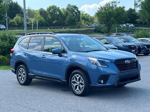 2022 Subaru Forester Premium