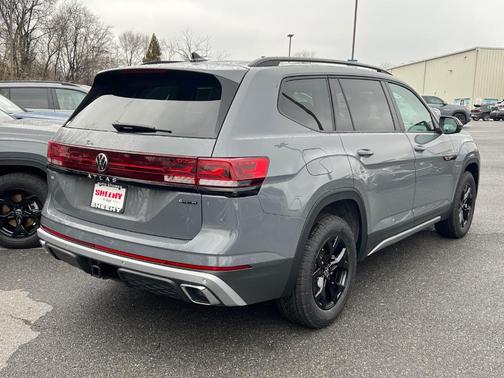 2025 Volkswagen Atlas 2.0T Peak Edition