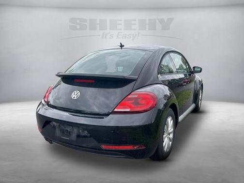 2018 Volkswagen Beetle 2.0T S