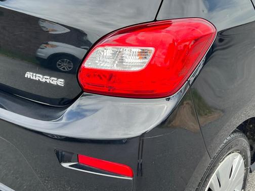 2018 Mitsubishi Mirage ES