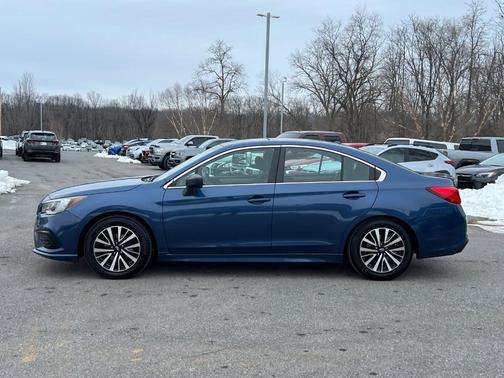 2019 Subaru Legacy 2.5i