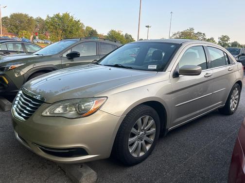 2014 Chrysler 200 Touring