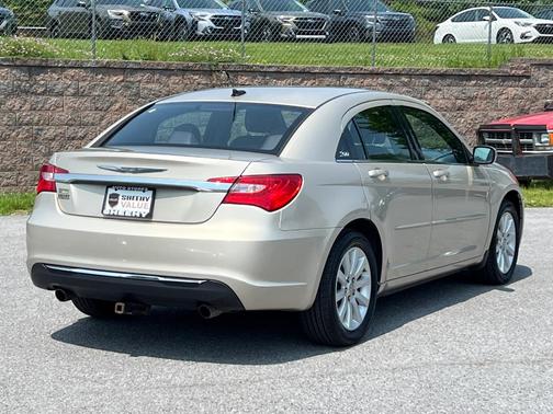 2014 Chrysler 200 Touring