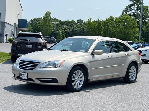 2014 Chrysler 200 Touring