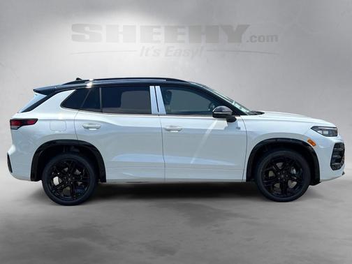 2025 Volkswagen Tiguan 2.0T SE R-Line Black