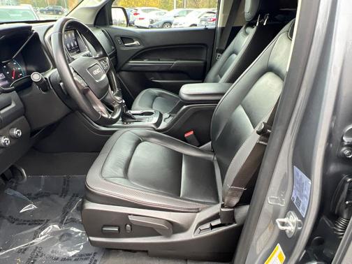 2022 GMC Canyon AT4 w/Leather