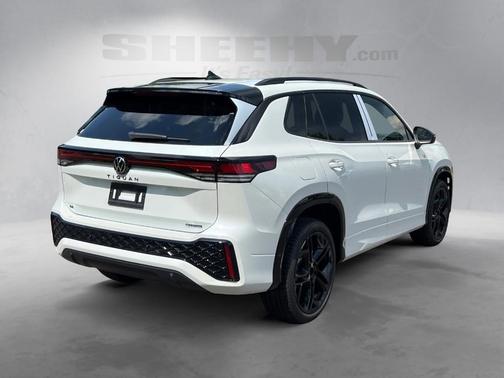 2025 Volkswagen Tiguan 2.0T SE R-Line Black
