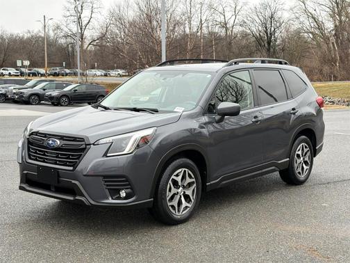 2024 Subaru Forester Premium