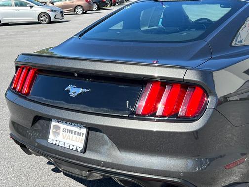 2015 Ford Mustang EcoBoost Premium
