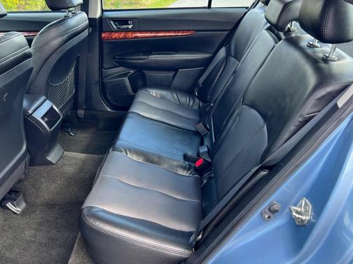 2012 Subaru Legacy 2.5i Limited