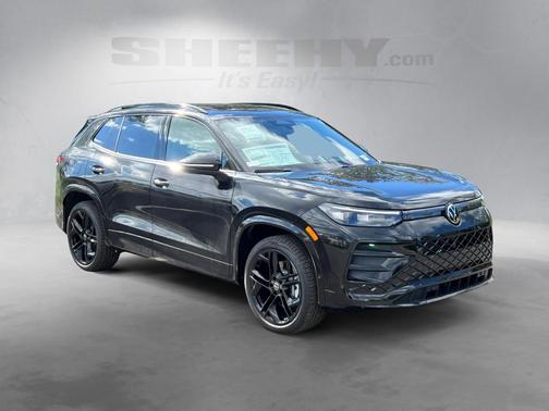 2025 Volkswagen Tiguan 2.0T SE R-Line Black