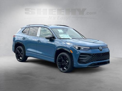 2025 Volkswagen Tiguan 2.0T SE R-Line Black