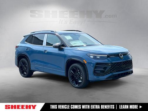 2025 Volkswagen Tiguan 2.0T SE R-Line Black