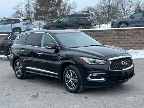 2017 INFINITI QX60 Base