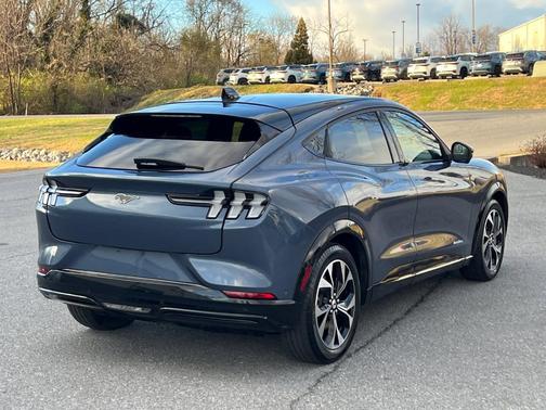 2021 Ford Mustang Mach-E Premium