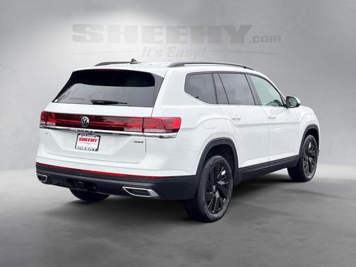 2025 Volkswagen Atlas 2.0T SE