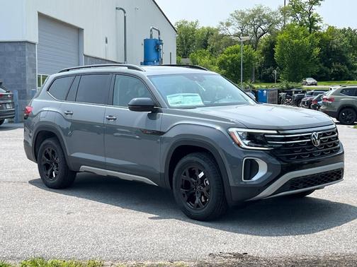 2025 Volkswagen Atlas 2.0T Peak Edition
