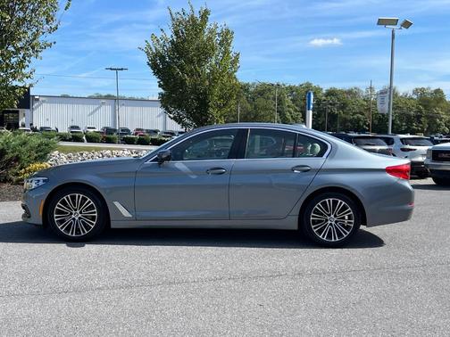 2019 BMW 530 i