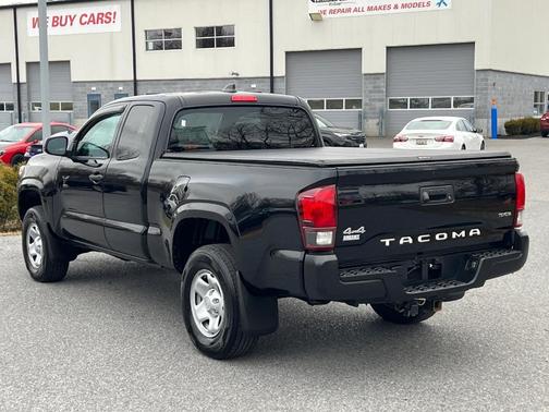 2021 Toyota Tacoma SR