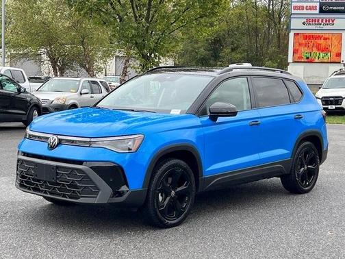 2025 Volkswagen Taos 1.5T SE Black