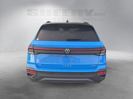 2025 Volkswagen Taos 1.5T SE Black