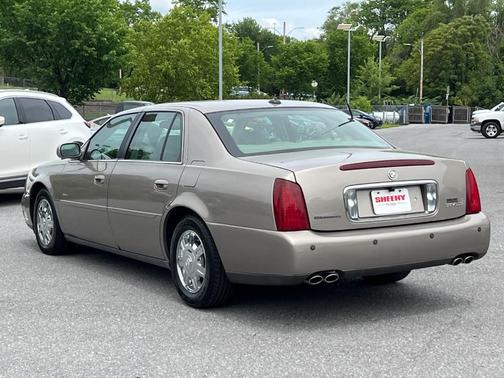 2003 Cadillac DeVille Base