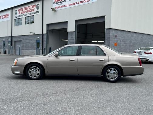 2003 Cadillac DeVille Base