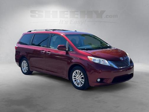 2015 Toyota Sienna XLE
