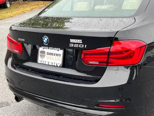 2017 BMW 320 i xDrive