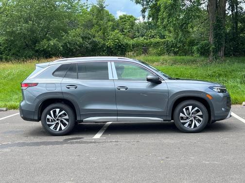 2025 Volkswagen Tiguan 2.0T S