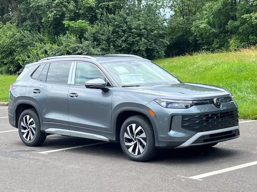 2025 Volkswagen Tiguan 2.0T S