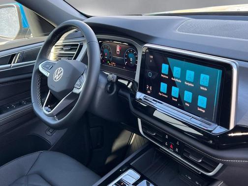 2026 Volkswagen Atlas Cross Sport 2.0T SE