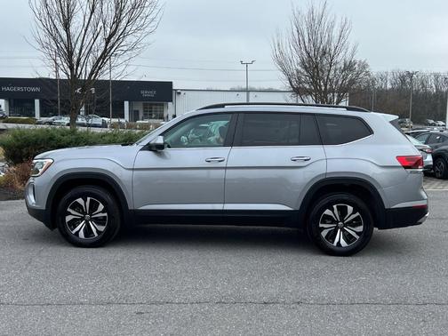 2025 Volkswagen Atlas 2.0T SE