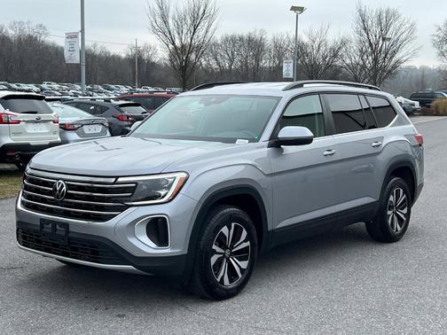 2025 Volkswagen Atlas 2.0T SE