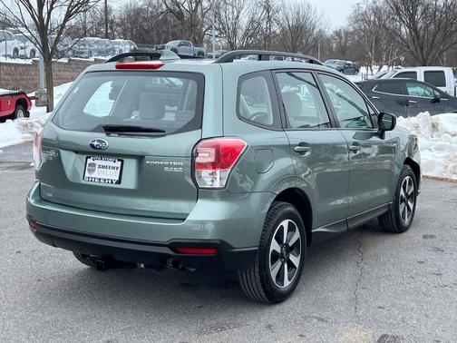 2017 Subaru Forester 2.5i