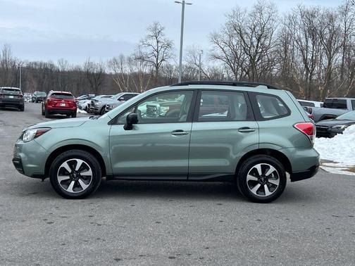 2017 Subaru Forester 2.5i