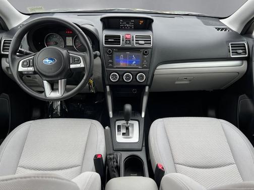 2017 Subaru Forester 2.5i