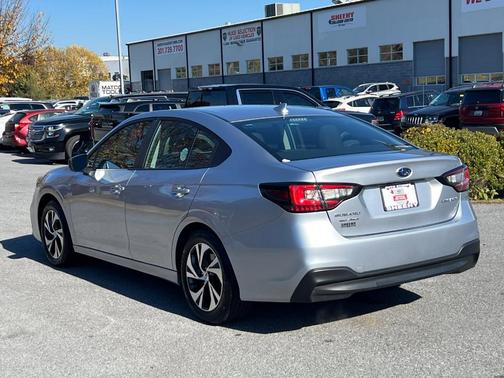 2025 Subaru Legacy Base