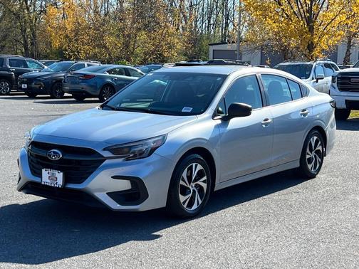 2025 Subaru Legacy Base