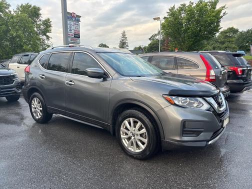 2017 Nissan Rogue SV