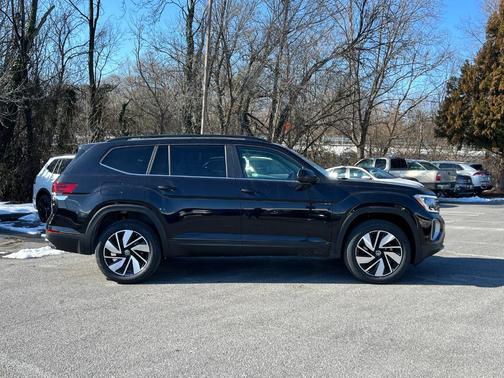 2025 Volkswagen Atlas 2.0T SE