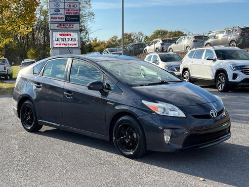 2015 Toyota Prius Three
