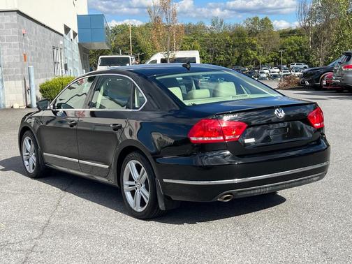 2014 Volkswagen Passat 2.0L TDI DSG SEL Premium